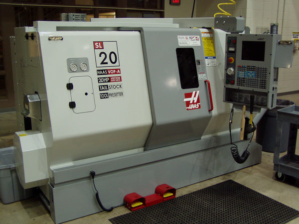 Torno CNC Haas Usado – Precisión Industrial